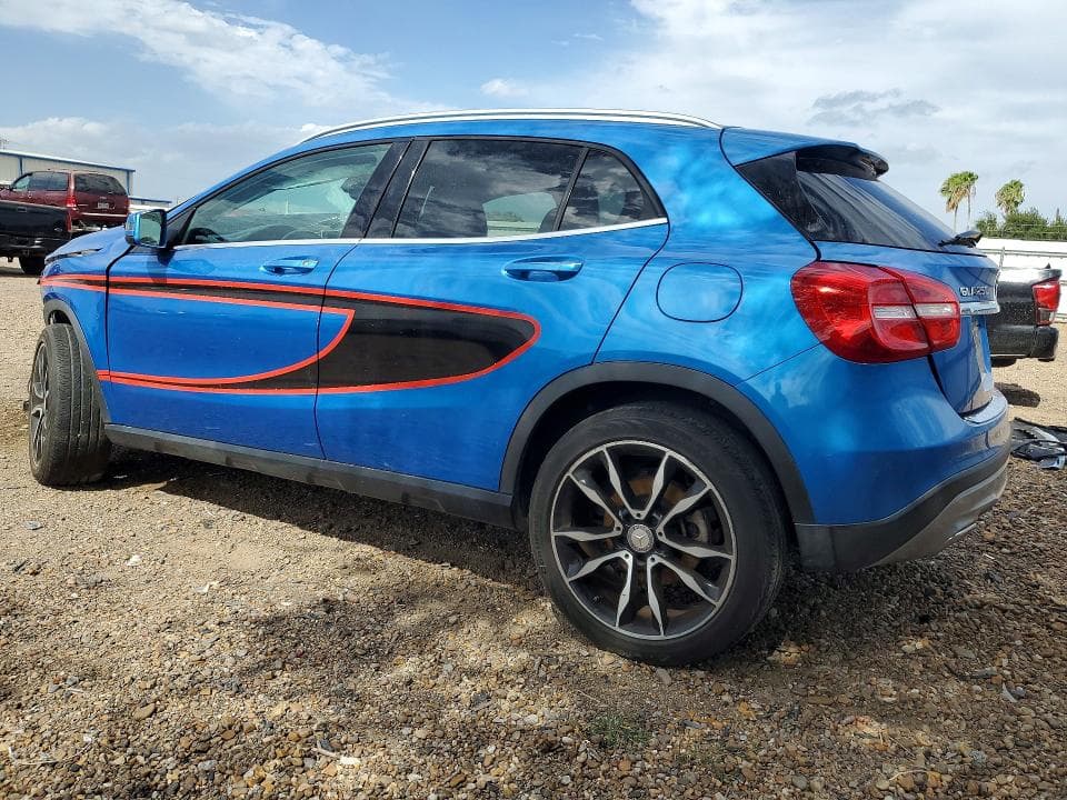2017 MERCEDES-BENZ GLA 250 2