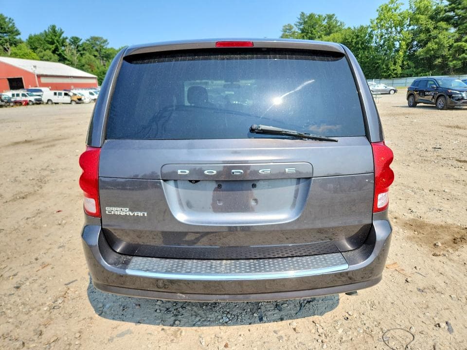 2017 DODGE GRAND CARAVAN SE 6