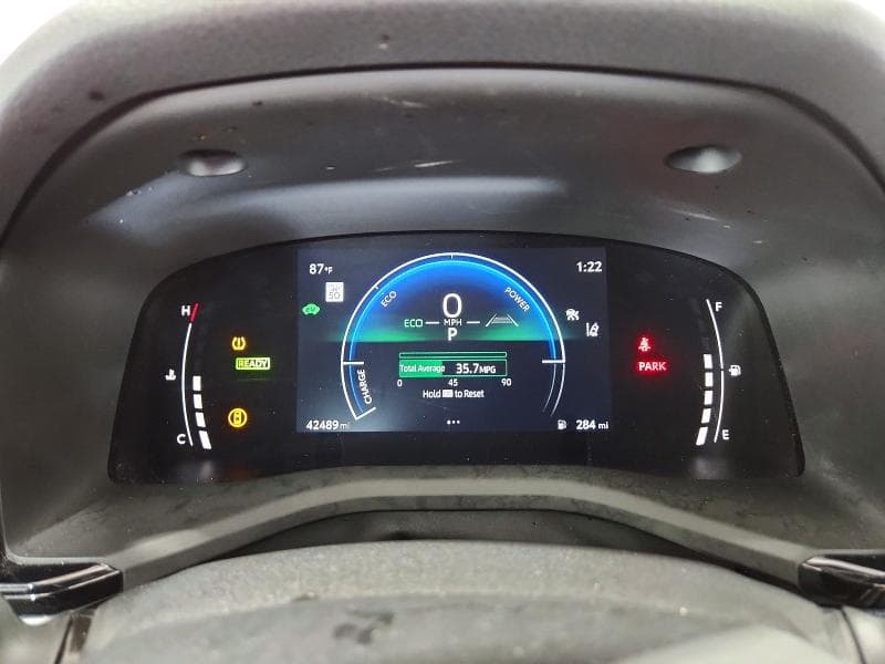 2025 TOYOTA CAMRY SE 9