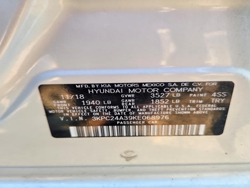 2019 HYUNDAI ACCENT SE 13