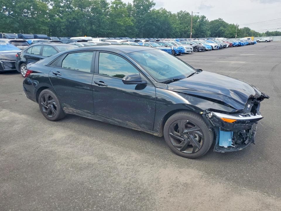 2026 HYUNDAI ELANTRA SEL SPORT 4