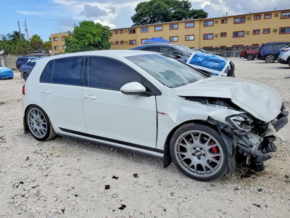 2018 VOLKSWAGEN GTI S 4