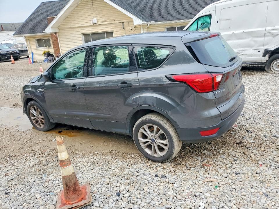 2019 FORD ESCAPE S 2