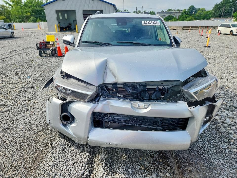 2024 TOYOTA 4RUNNER SR5 5