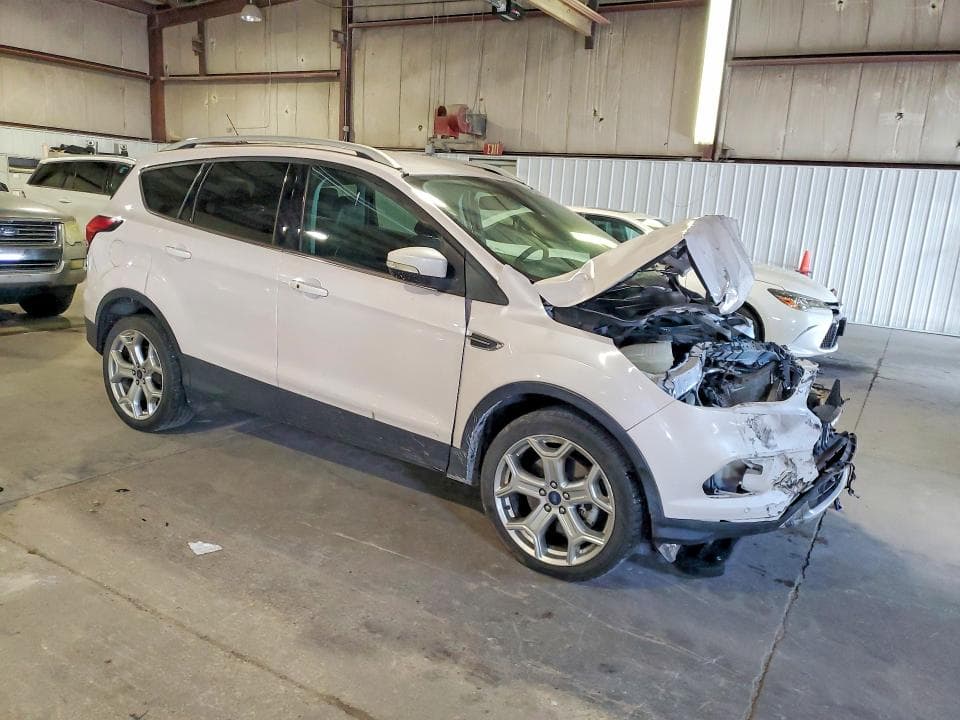 2019 FORD ESCAPE TITANIUM 4