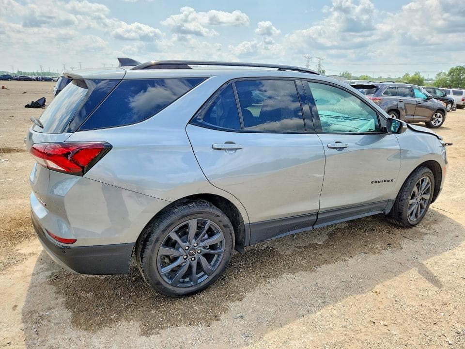 2024 CHEVROLET EQUINOX RS 3