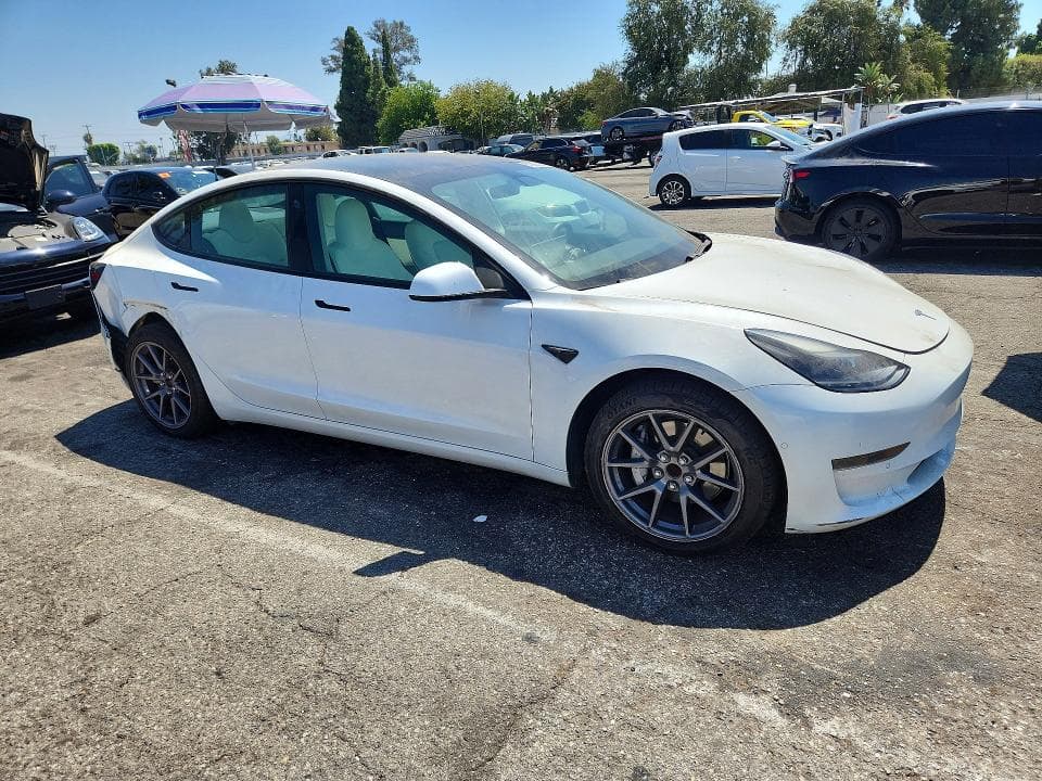 2021 TESLA MODEL 3 4