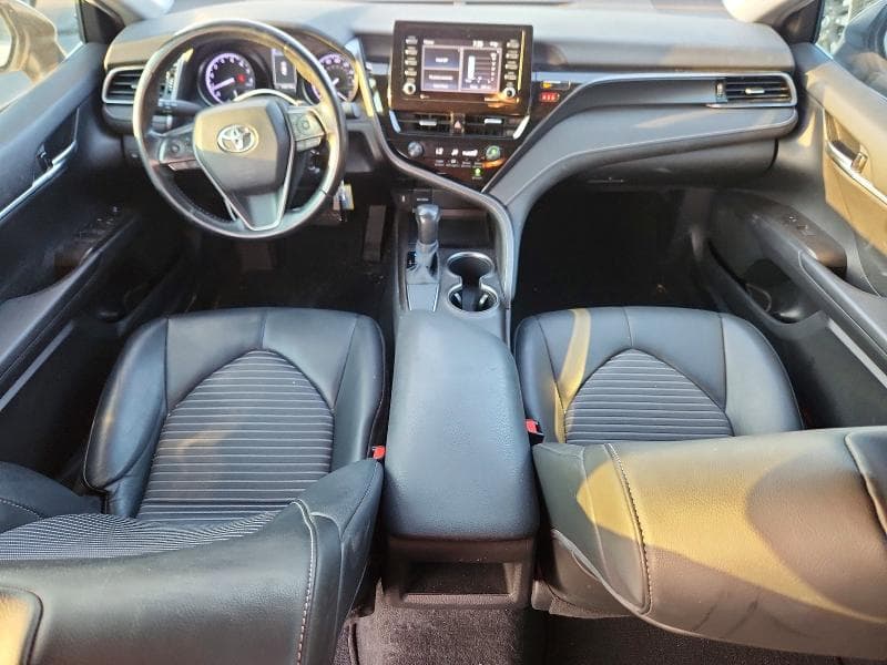 2021 TOYOTA CAMRY SE 8