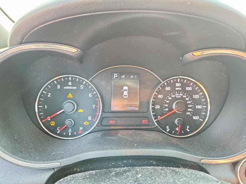 2017 KIA FORTE EX 9