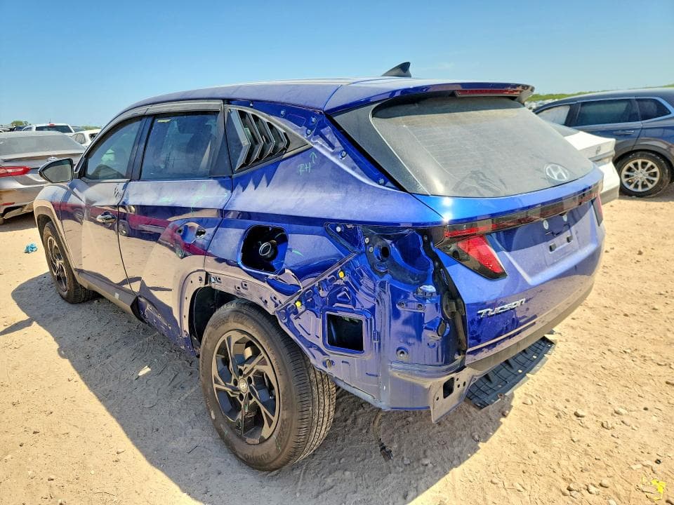 2023 HYUNDAI TUCSON SE 2