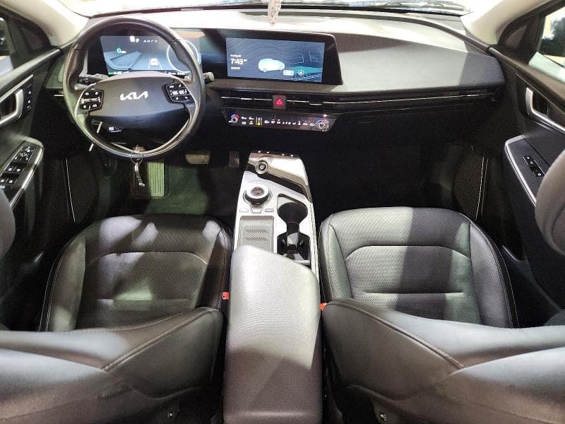 2023 KIA EV6 WIND 8