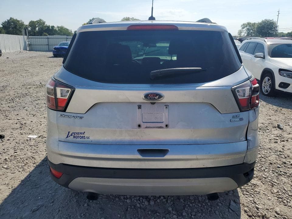 2017 FORD ESCAPE SE 6