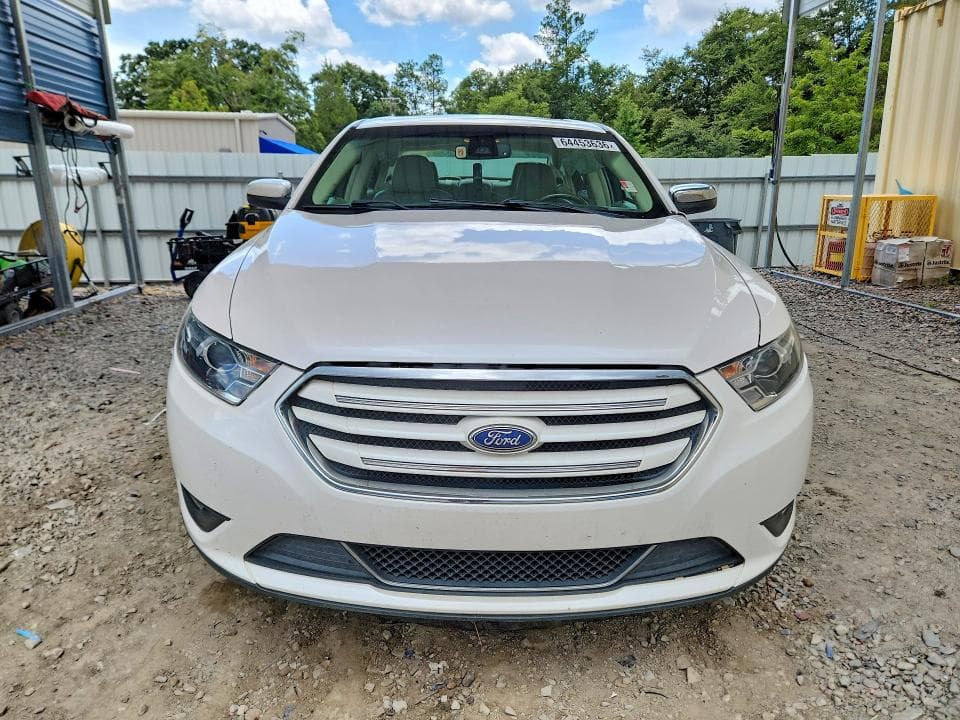 2018 FORD TAURUS LIMITED 5