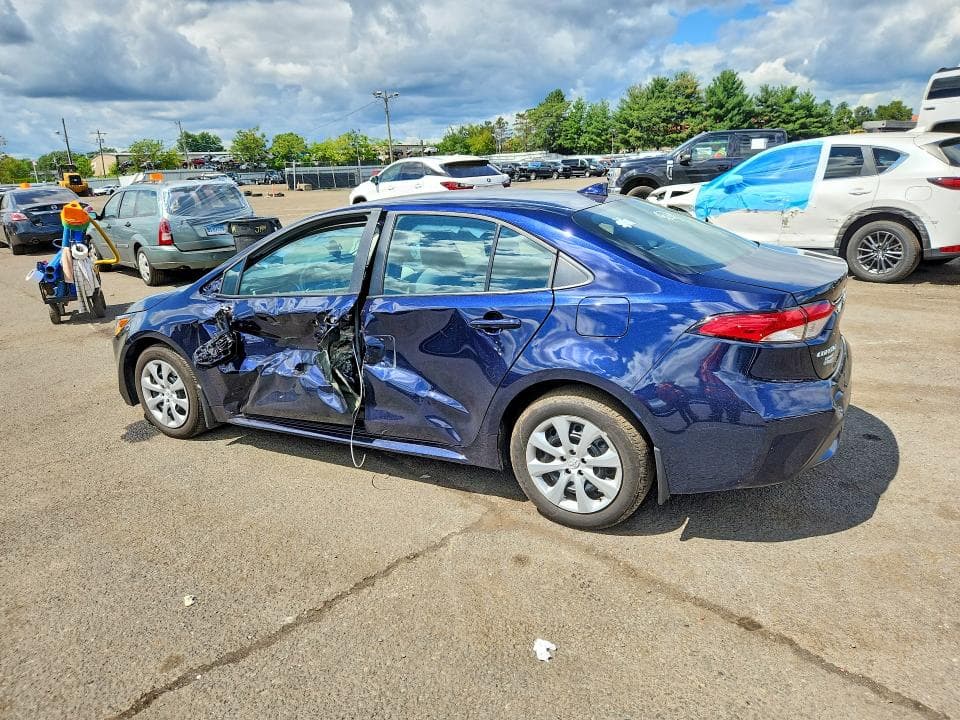 2022 TOYOTA COROLLA LE 2