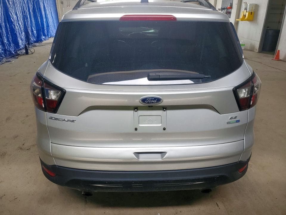 2017 FORD ESCAPE SE 6