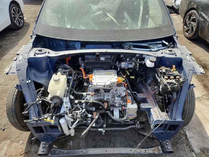 2025 KIA EV6 WIND 11