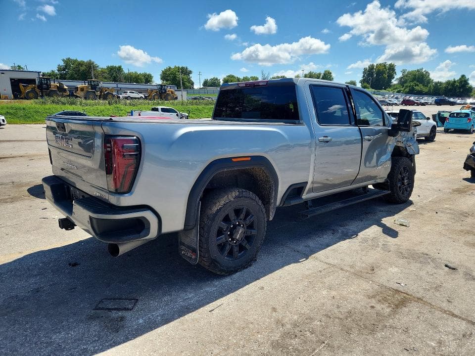 2024 GMC SIERRA K2500 AT4 3