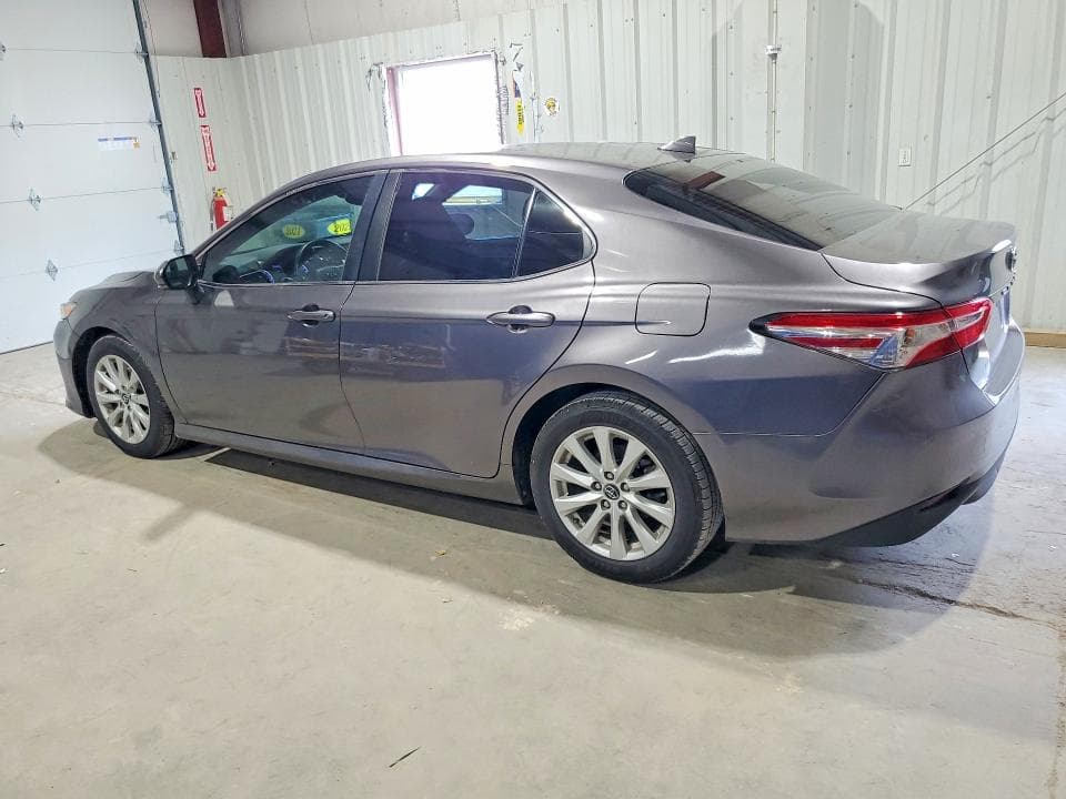 2020 TOYOTA CAMRY LE 2