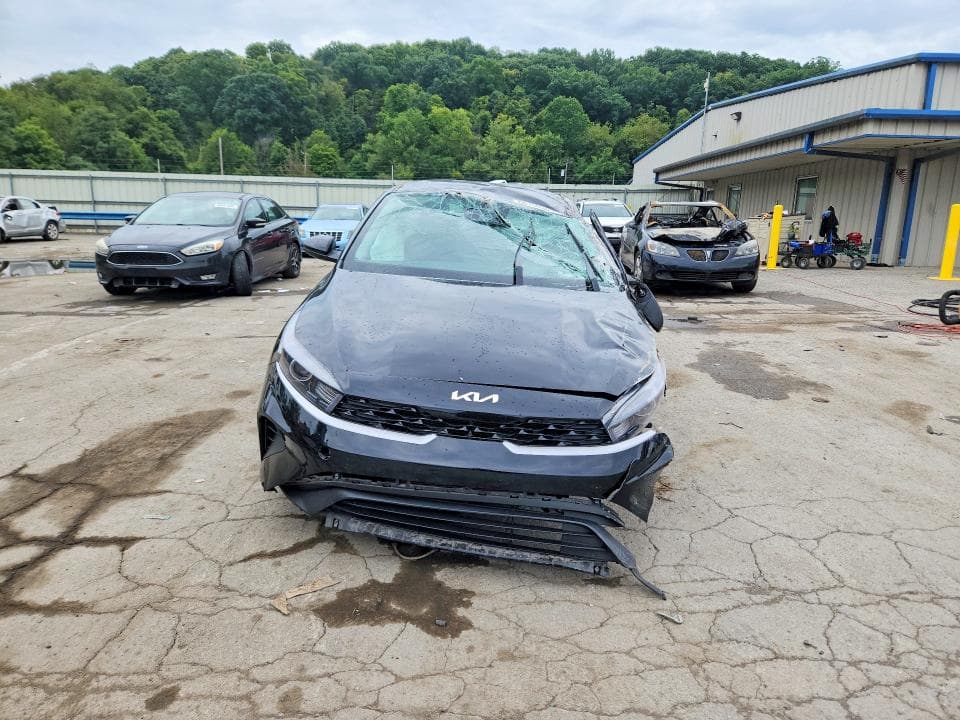 2023 KIA FORTE LXS 5