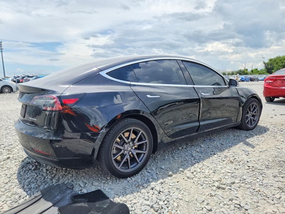 2020 TESLA MODEL 3 3