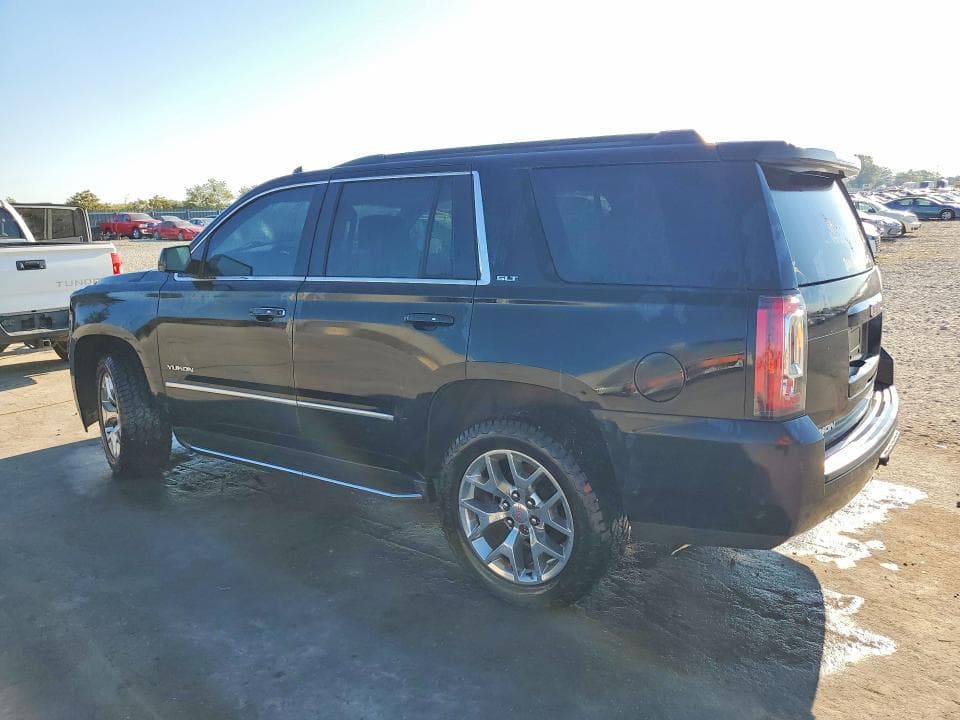 2017 GMC YUKON SLT 2