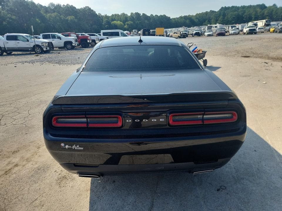 2019 DODGE CHALLENGER SXT 6