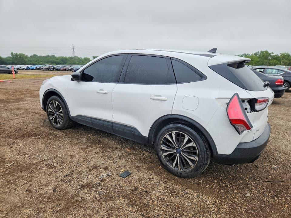 2022 FORD ESCAPE SE 2