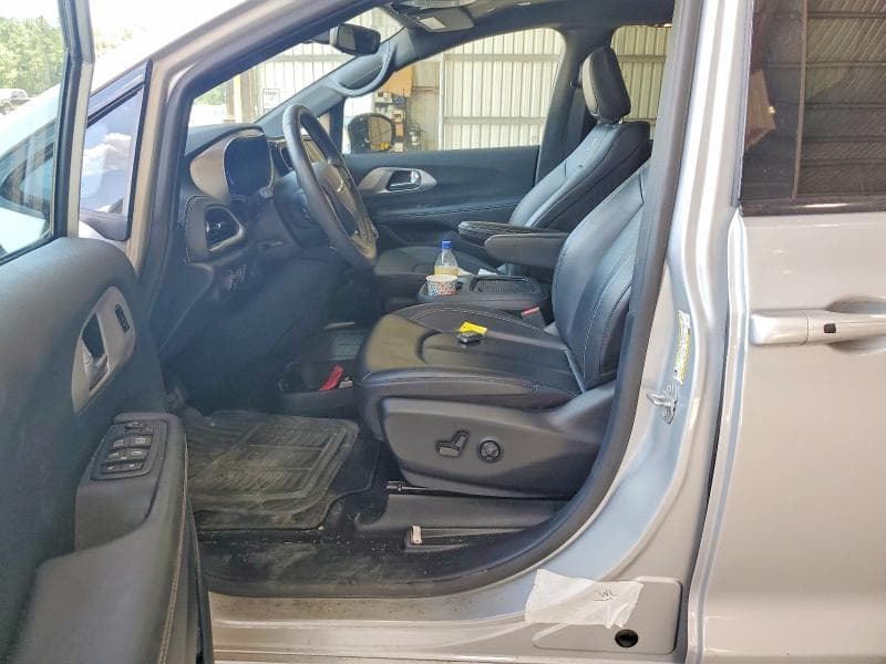 2024 CHRYSLER PACIFICA TOURING L 7