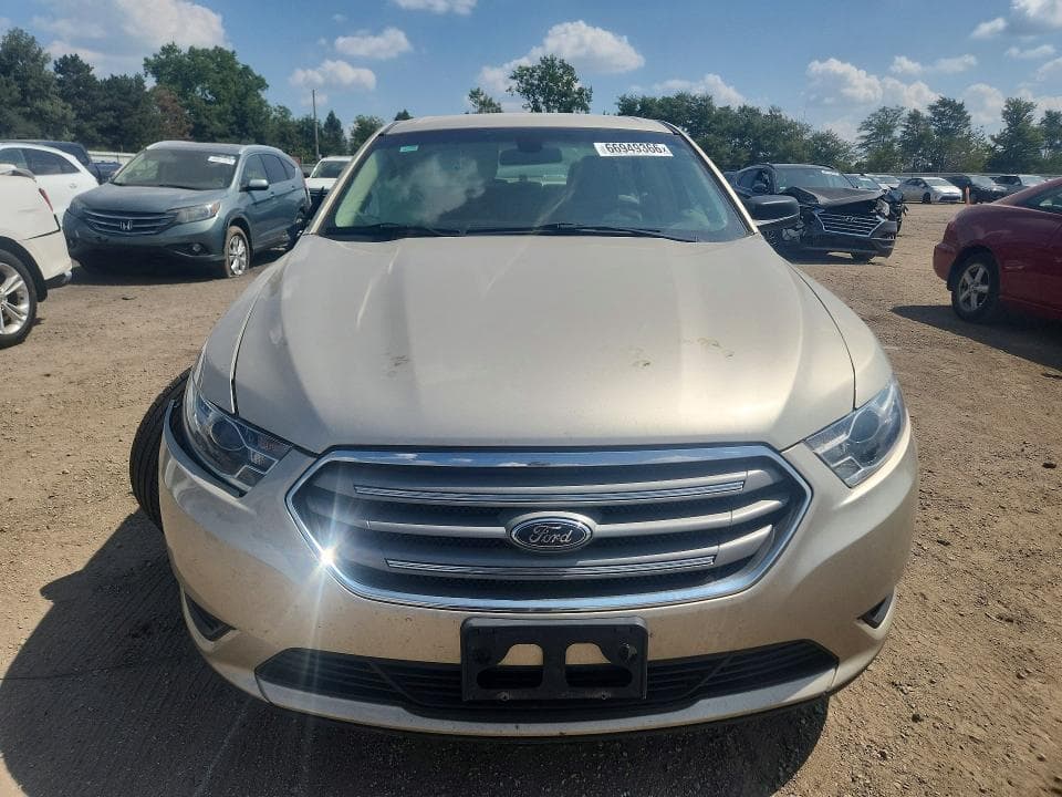 2017 FORD TAURUS SE 5