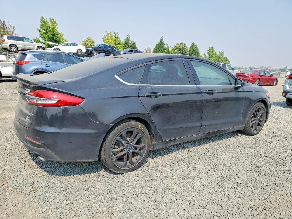 2020 FORD FUSION SE 3