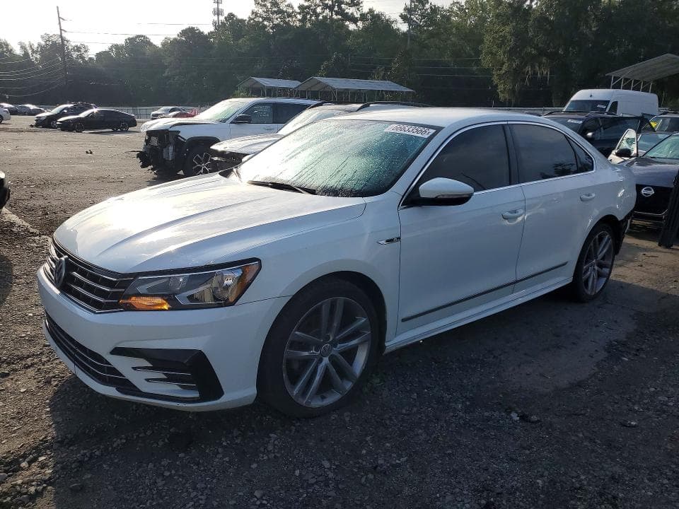 2017 VOLKSWAGEN PASSAT R-LINE