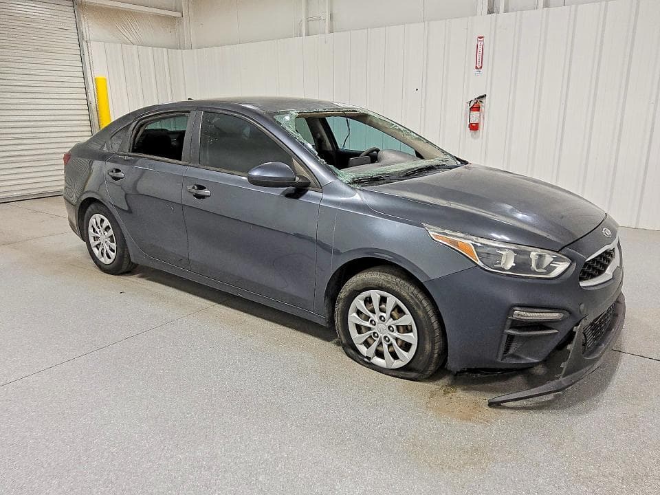 2021 KIA FORTE FE 4