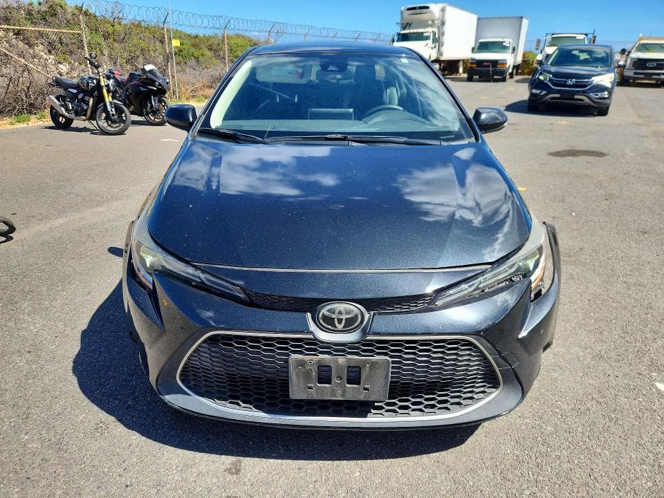 2020 TOYOTA COROLLA XLE 5