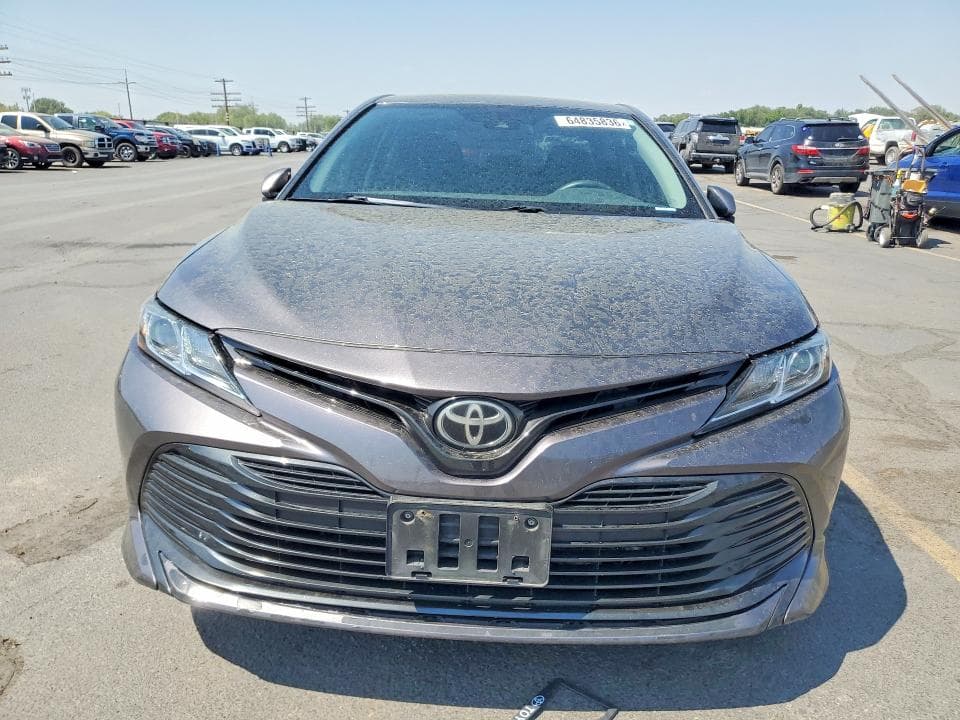2020 TOYOTA CAMRY LE 5