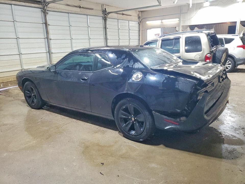 2020 DODGE CHALLENGER SXT 2
