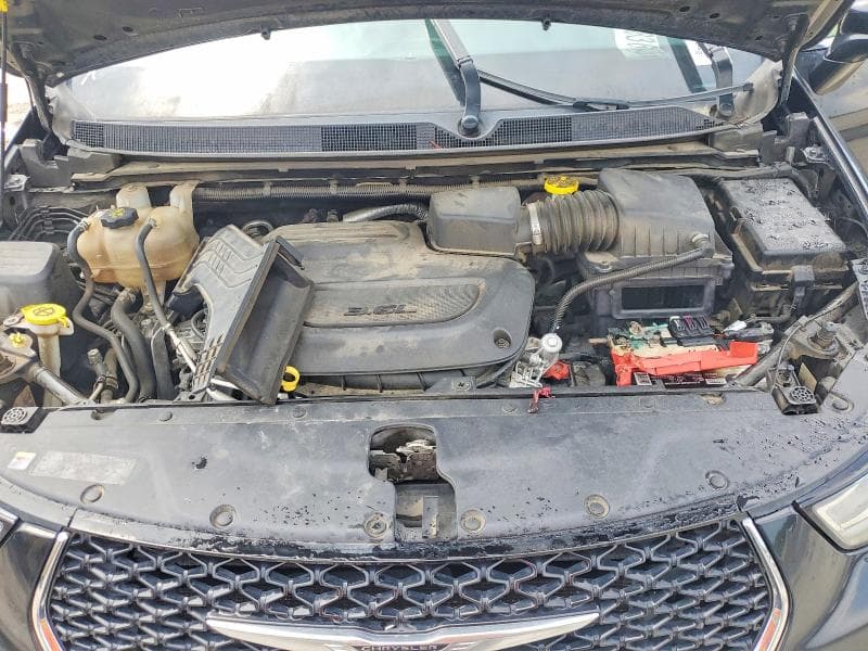 2022 CHRYSLER PACIFICA TOURING L 11