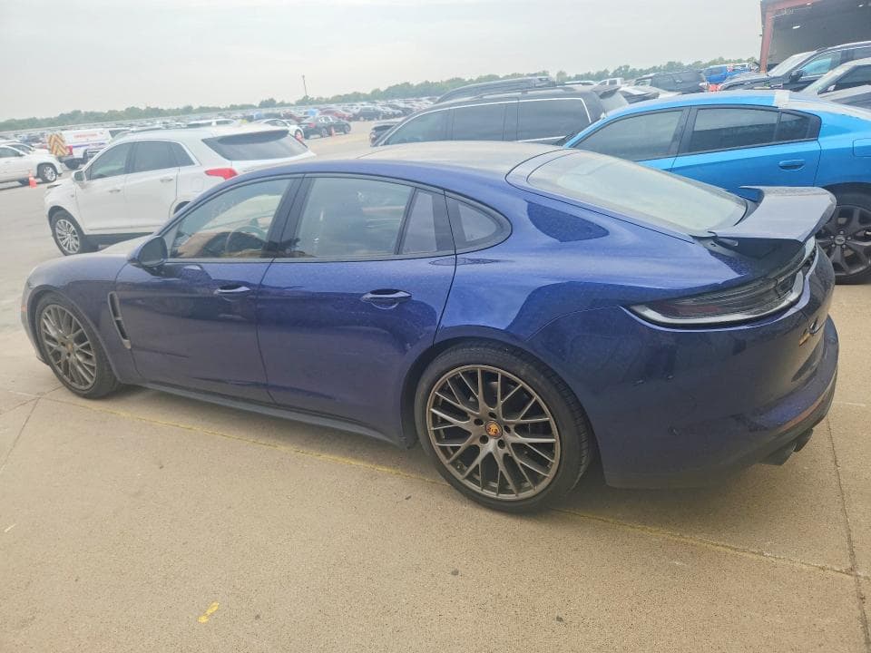 2023 PORSCHE PANAMERA BASE 2