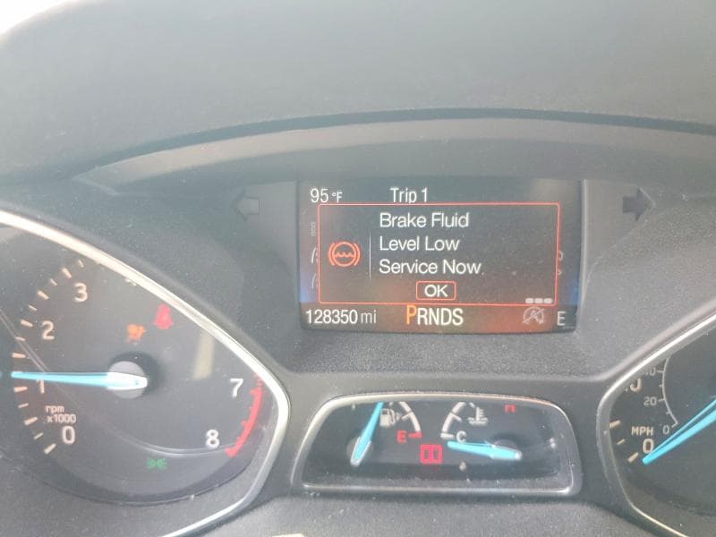 2017 FORD ESCAPE SE 9