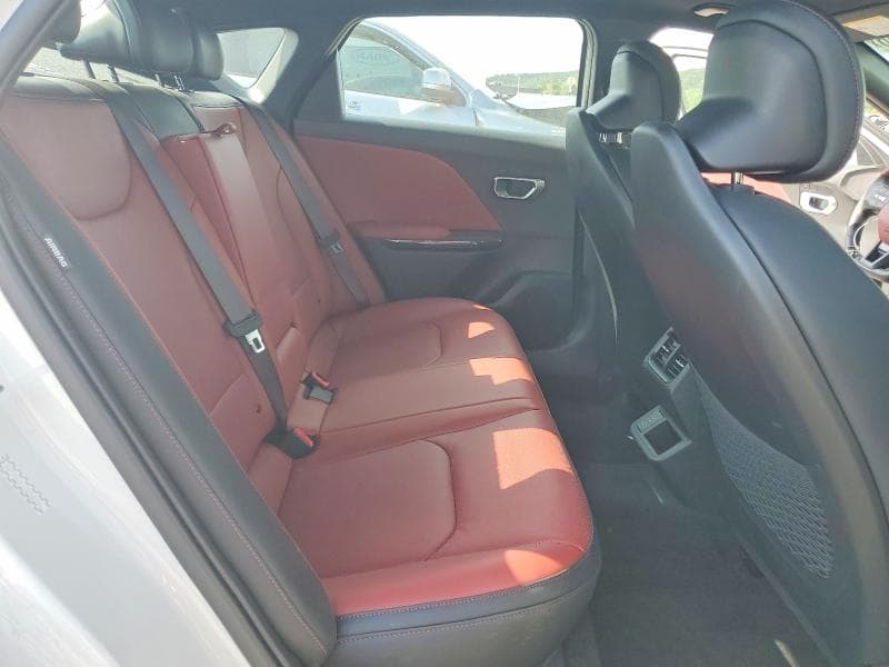 2026 KIA K4 GT-LINE TURBO 10