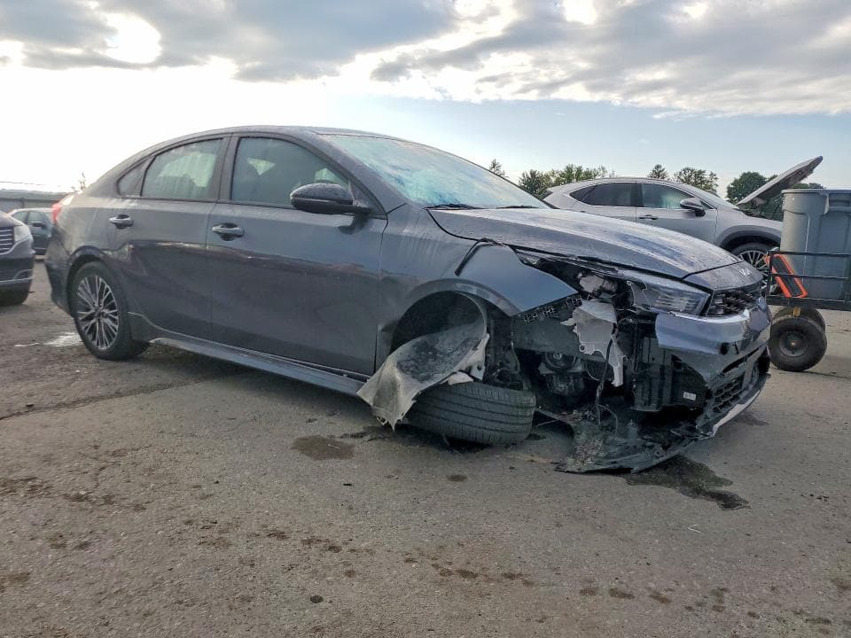 2023 KIA FORTE EX 4