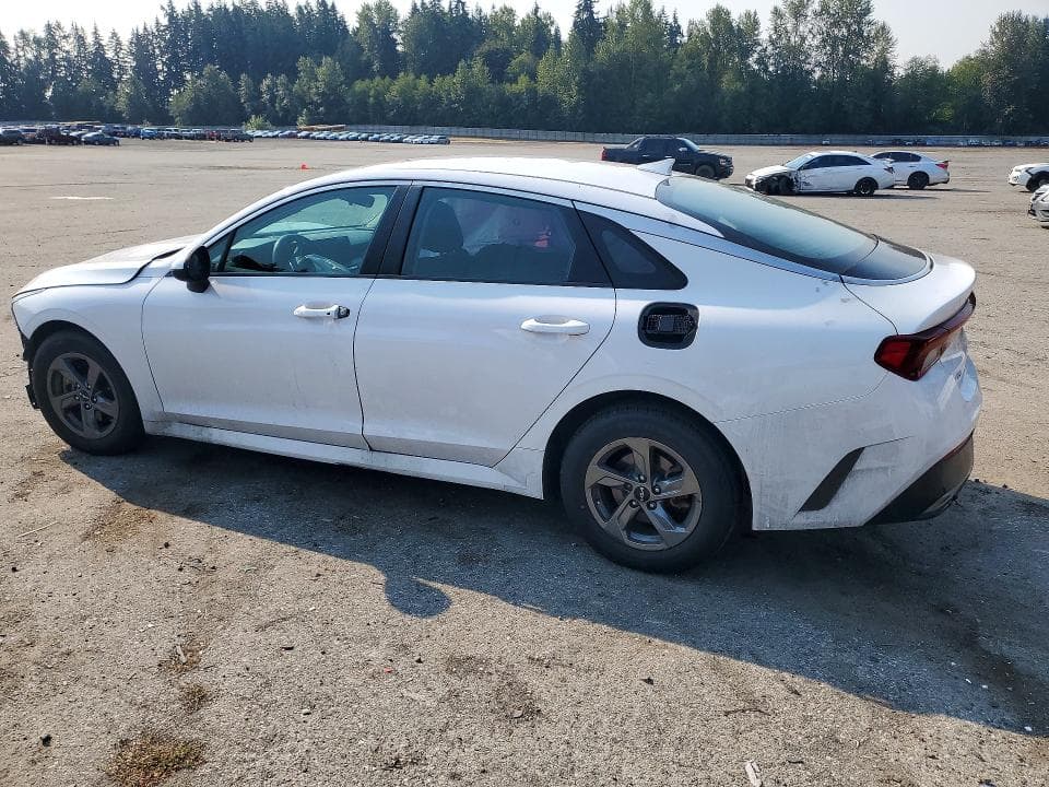 2022 KIA K5 LXS 2