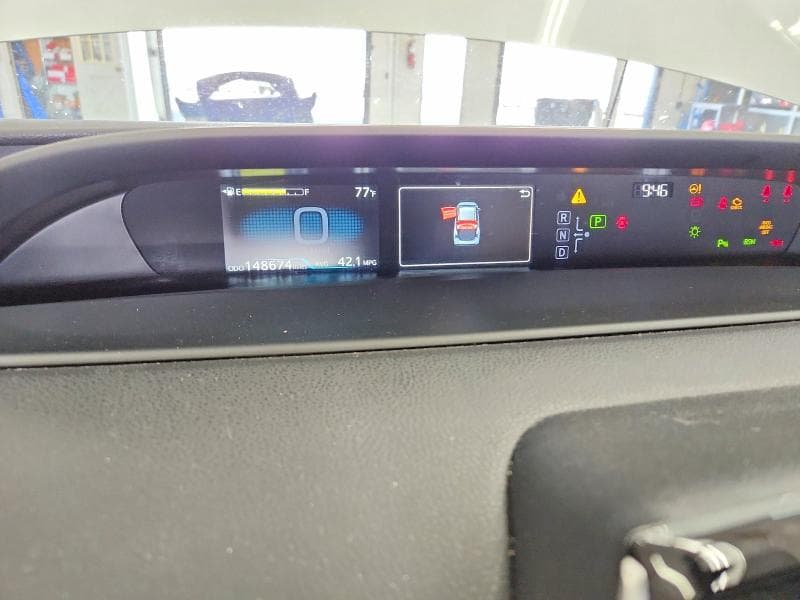 2021 TOYOTA PRIUS XLE AWD-E 9