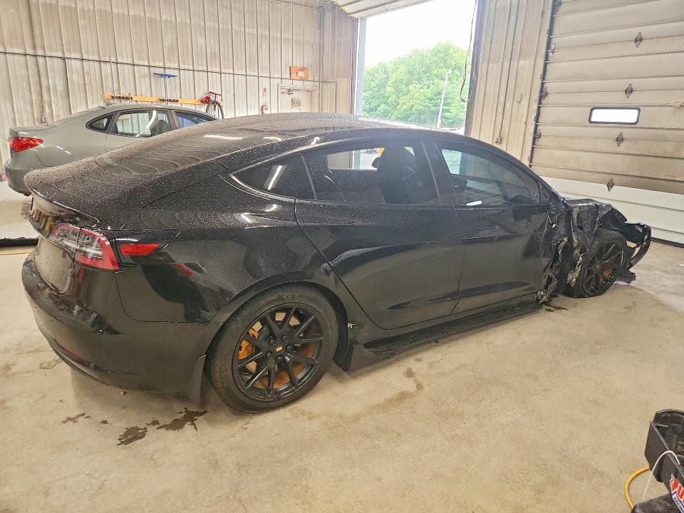 2022 TESLA MODEL 3 3