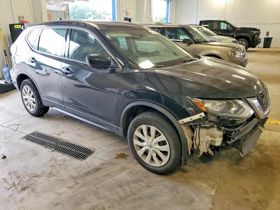 2018 NISSAN ROGUE S 4