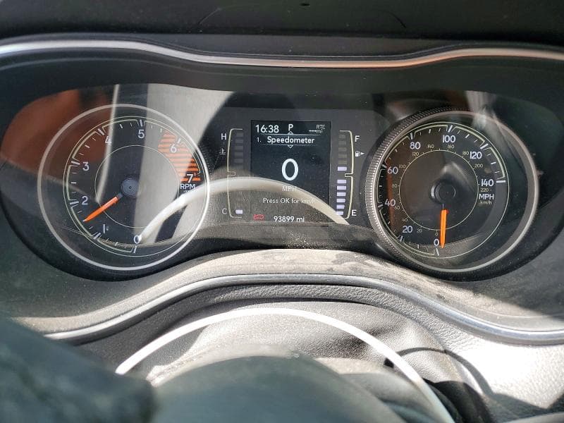 2019 JEEP CHEROKEE LATITUDE PLUS 9