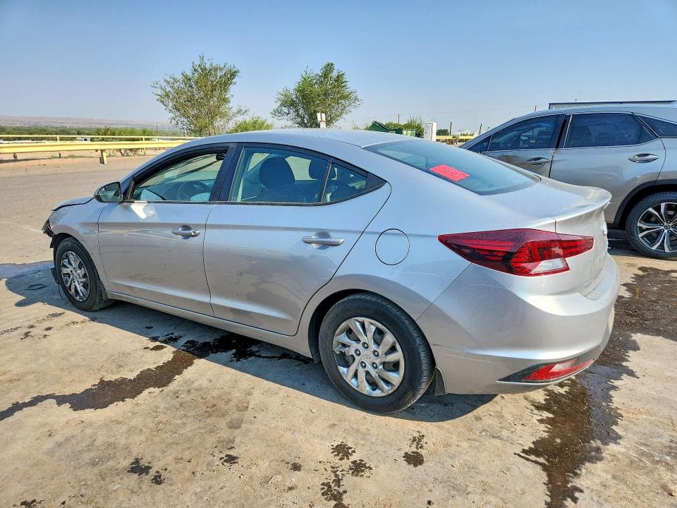 2020 HYUNDAI ELANTRA SE 2