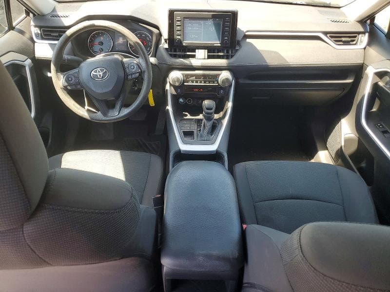 2021 TOYOTA RAV4 LE 8