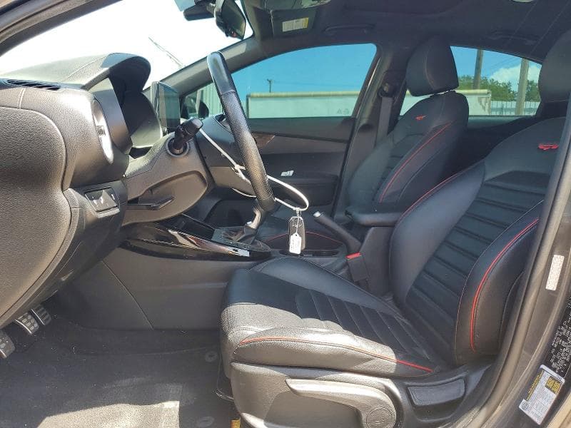 2023 KIA FORTE GT 7