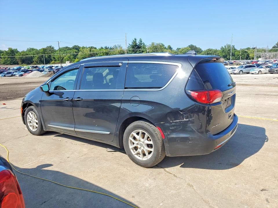 2020 CHRYSLER PACIFICA TOURING L 2