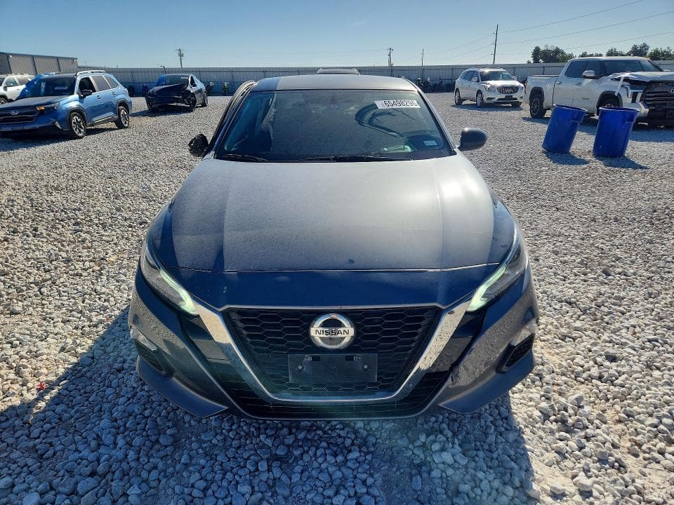 2019 NISSAN ALTIMA SR 5